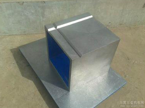 铸铁方箱